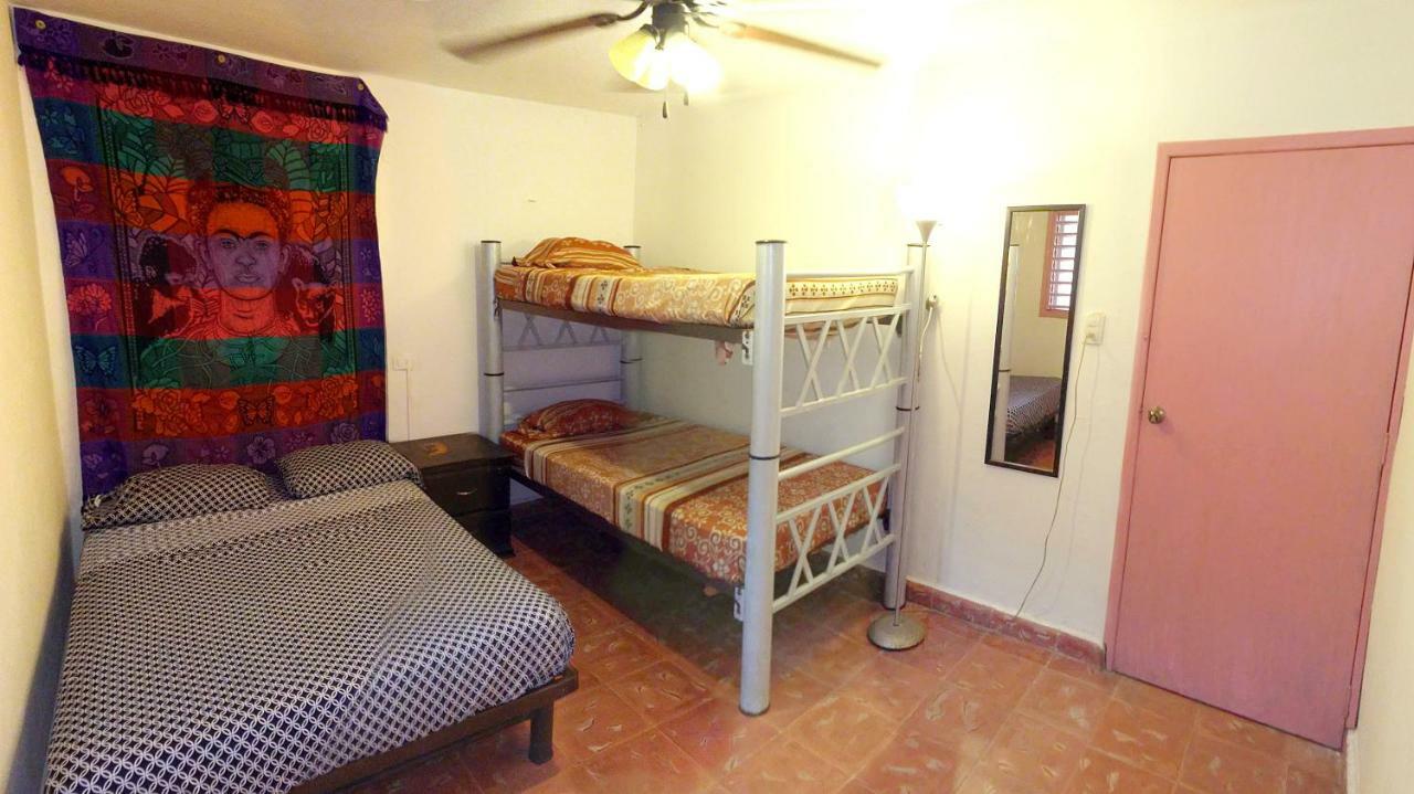 Maya Cha'An Guesthouse แคนคูน ภายนอก รูปภาพ