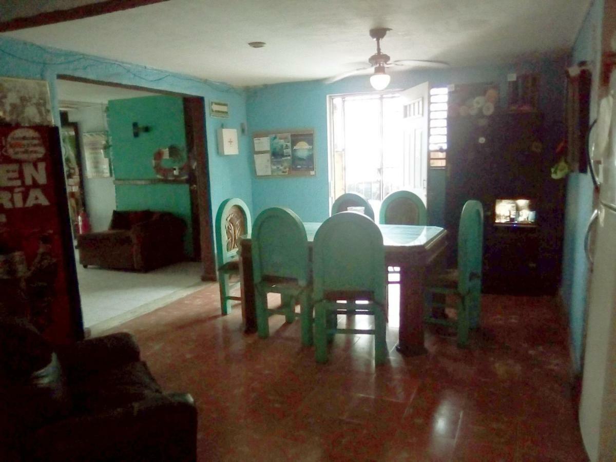 Maya Cha'An Guesthouse แคนคูน ภายนอก รูปภาพ