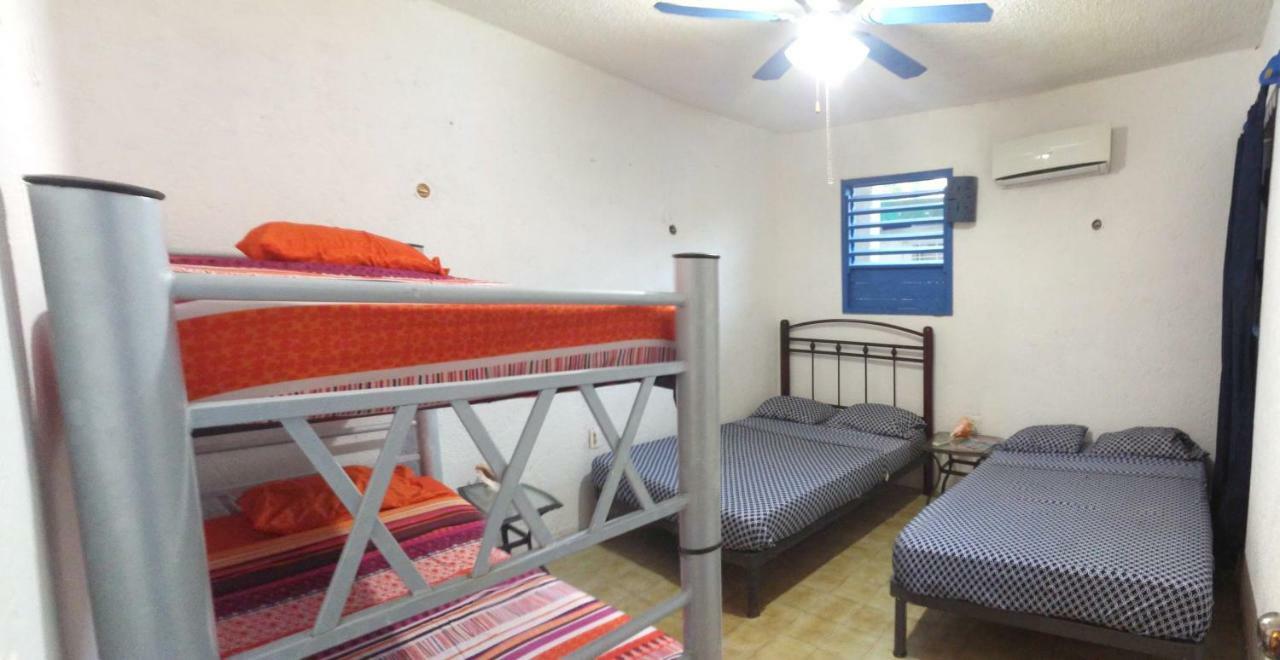 Maya Cha'An Guesthouse แคนคูน ภายนอก รูปภาพ
